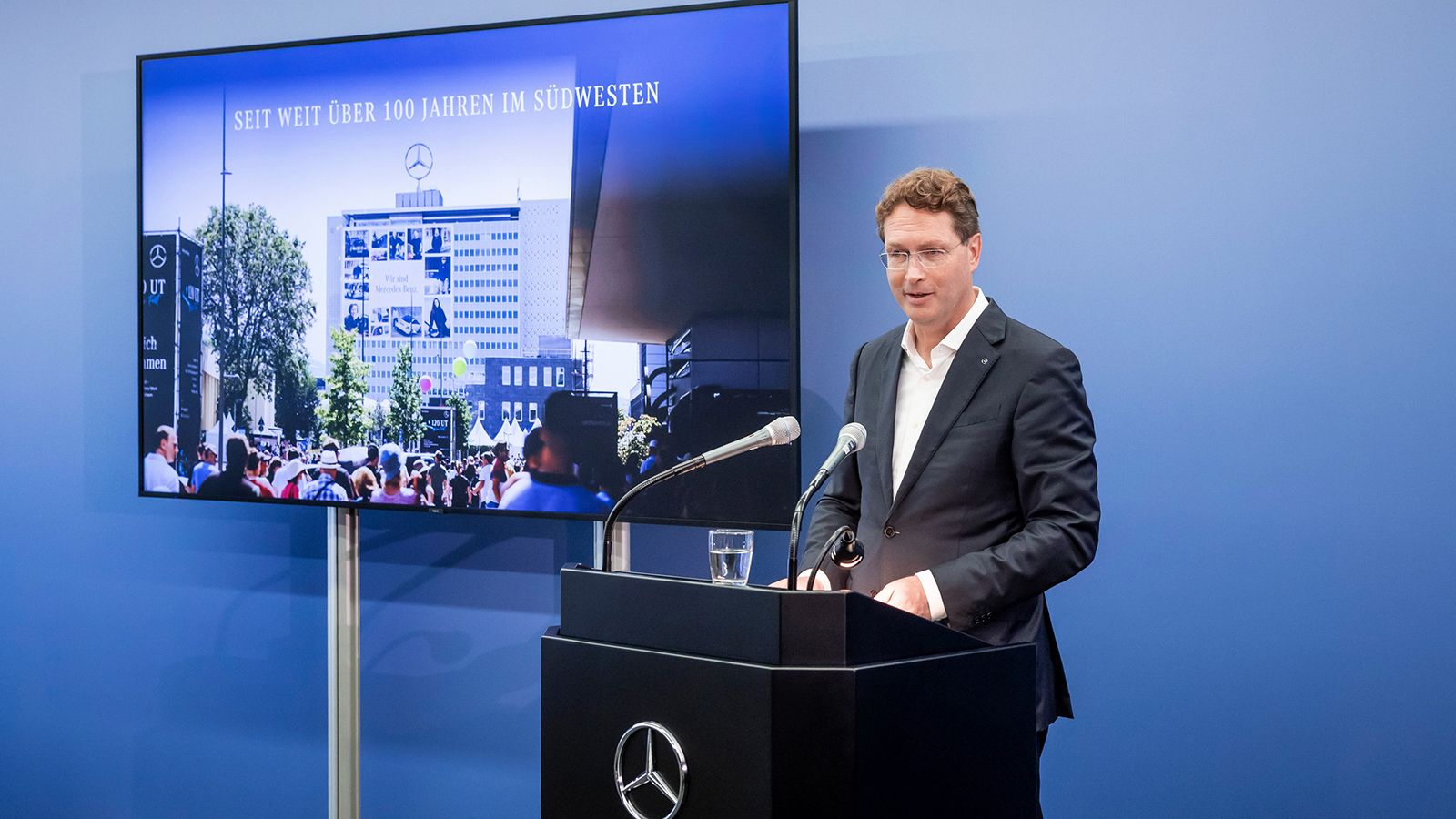 Ντόναλντ Τραμπ: Πήγε να «κλέψει» την Mercedes από τη Γερμανία